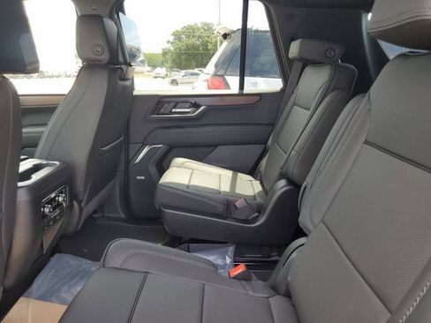New 2026 GMC Yukon Denali w/ Denali Reserve Package AWD/4WD image 11