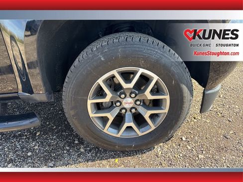 Used 2018 GMC Canyon All Terrain w/ Trailering Package AWD/4WD image 14