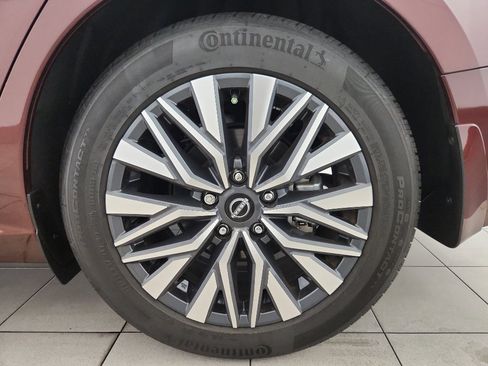 Used 2024 Nissan Altima 2.5 SV w/ SV Premium Package image 33