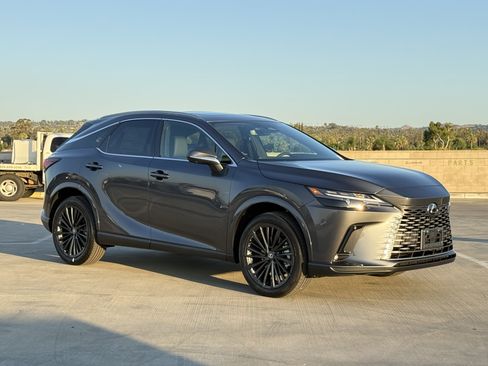 New 2026 Lexus RX 350 FWD image 2