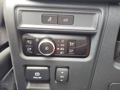 Used 2023 Ford Expedition Platinum AWD/4WD image 25