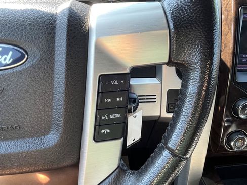 Used 2013 Ford F150 Platinum RWD image 9