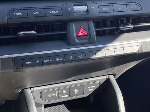 New 2025 Kia K4 LXS image 33