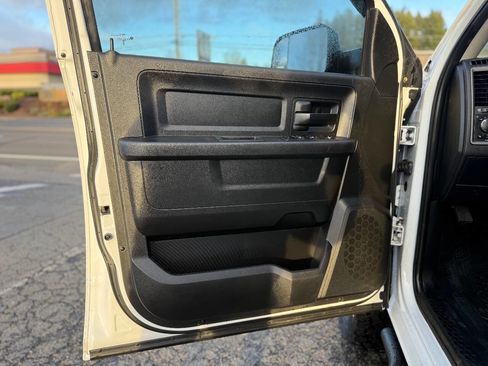 Used 2018 RAM 2500 Tradesman w/ Protection Group image 15