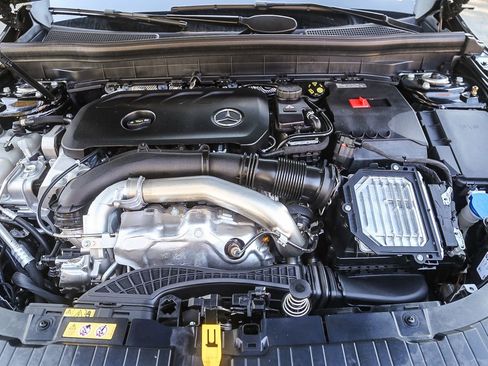 Used 2026 Mercedes-Benz GLB 250 GLB 250 image 25