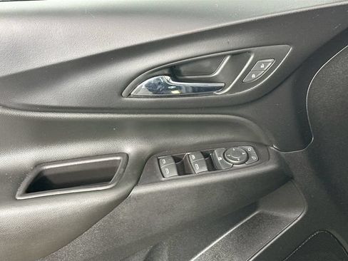 Used 2019 Chevrolet Equinox LT AWD/4WD image 22