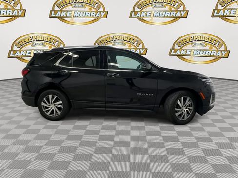 Used 2023 Chevrolet Equinox Premier FWD image 4