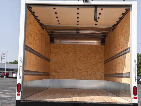 New 2025 Chevrolet Low Cab Forward 5500XG RWD image 34