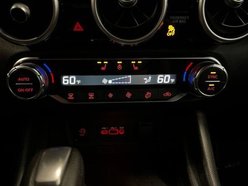 Used 2025 Nissan Sentra SV w/ All-Weather Package FWD image 16