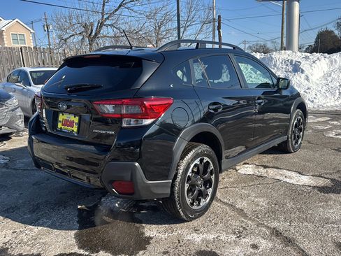 Used 2023 Subaru Crosstrek 2.0i image 5
