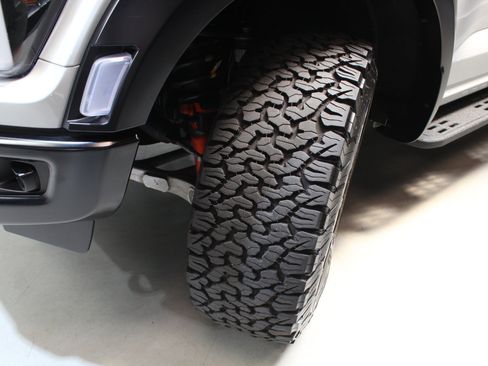 Used 2026 Ford F150 Raptor AWD/4WD image 27