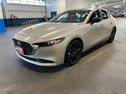 Used 2025 MAZDA MAZDA3 s FWD image 7