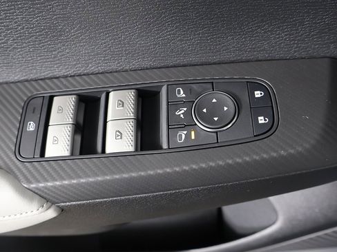 New 2026 Mitsubishi Outlander SE image 35