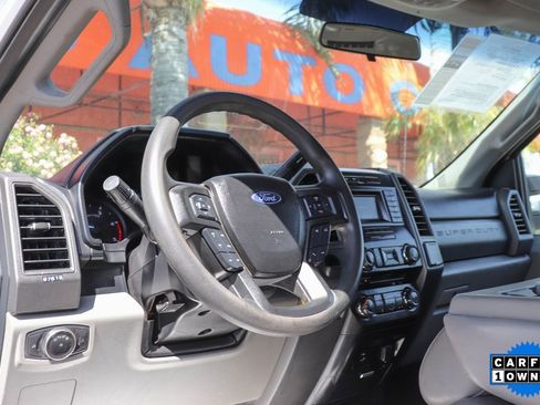 Used 2017 Ford F450 XL w/ Power Equipment Group image 18