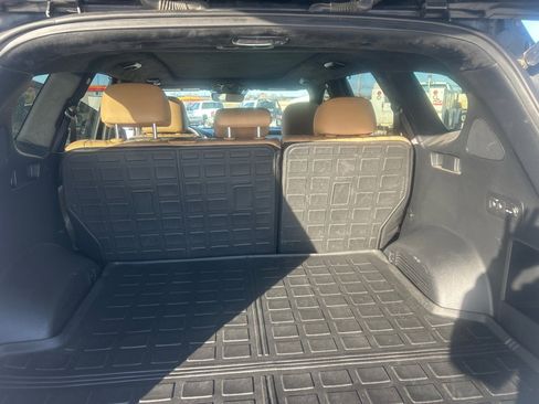 Used 2021 Hyundai Santa Fe Calligraphy AWD/4WD image 18