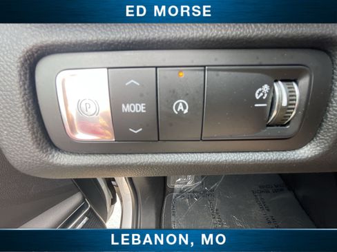 Certified 2026 GMC Acadia Elevation w/ Elevation Premium Package FWD image 17
