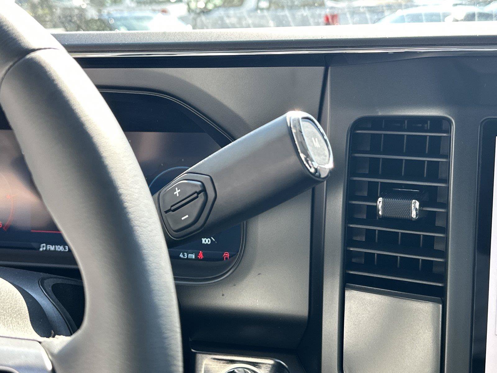 New 2026 Ford F250 Lariat RWD image 27
