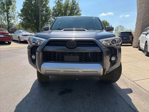 Used 2023 Toyota 4Runner TRD Off-Road Premium w/ Off Road Premium Plus Package AWD/4WD image 8