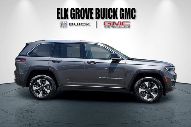 Used 2024 Jeep Grand Cherokee Limited 4xe AWD/4WD image 3