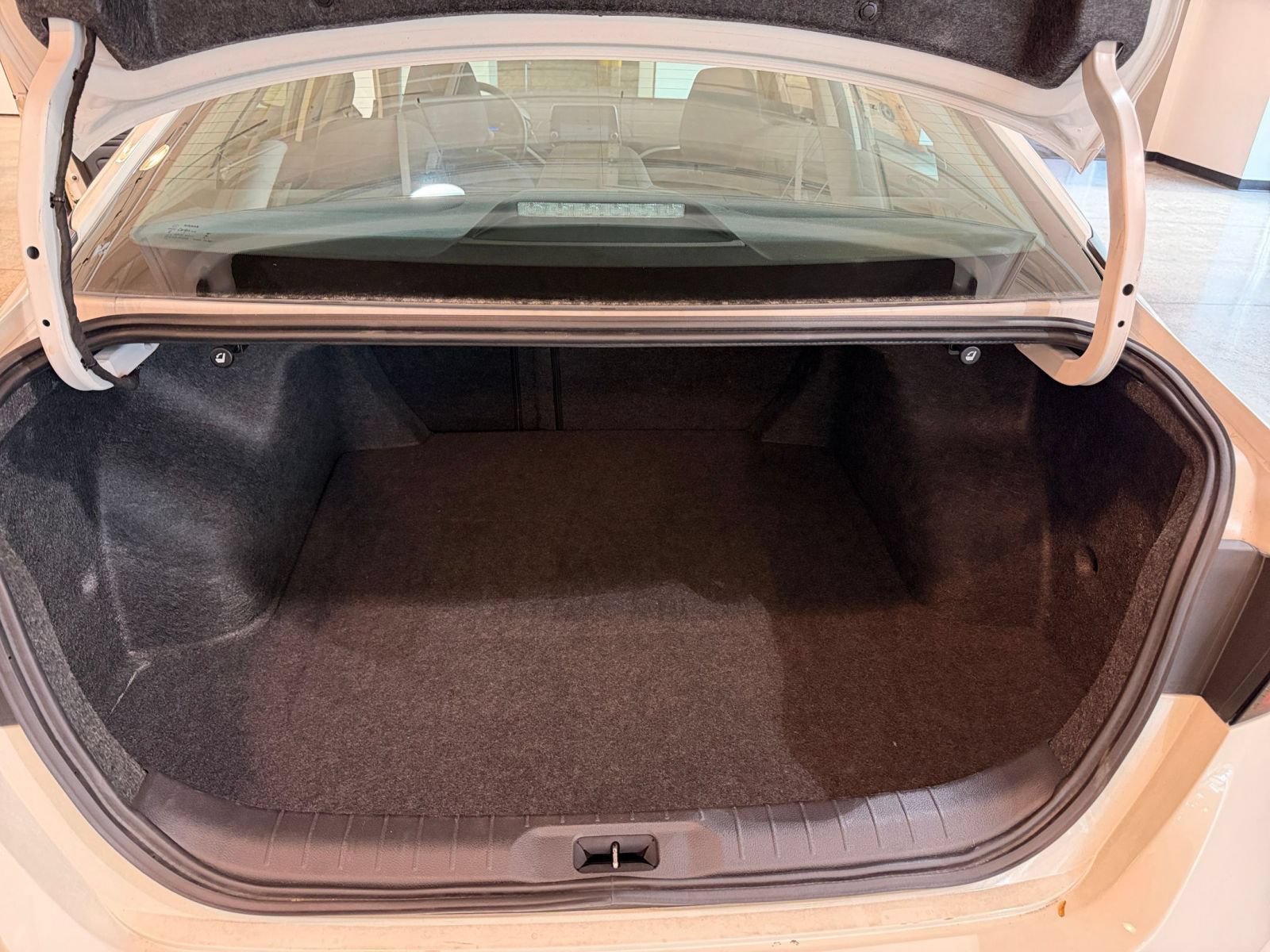 Used 2026 Nissan Altima 2.5 SV FWD image 29