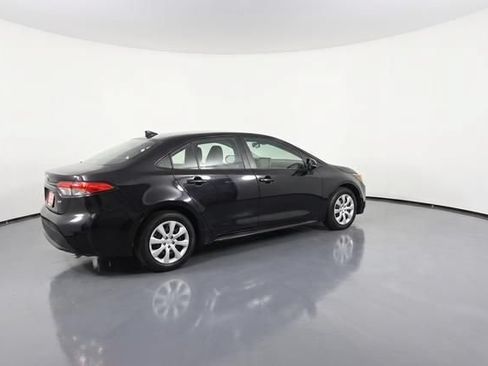 Used 2024 Toyota Corolla LE FWD image 10