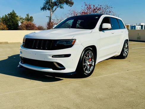 Used 2014 Jeep Grand Cherokee SRT8 w/ Luxury Group II image 3