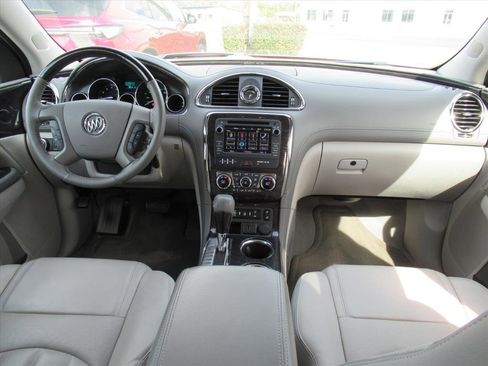 Used 2017 Buick Enclave Leather image 11