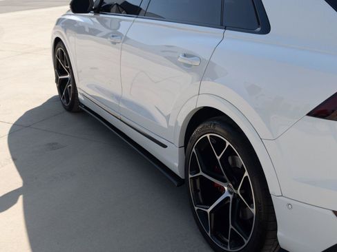 Used 2023 Audi SQ8 Premium Plus AWD/4WD image 16