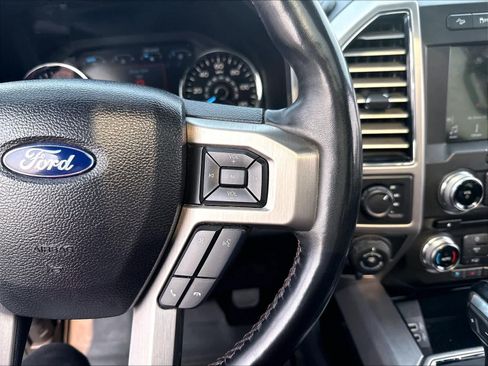 Used 2018 Ford F150 Platinum w/ Equipment Group 701A Luxury AWD/4WD image 14