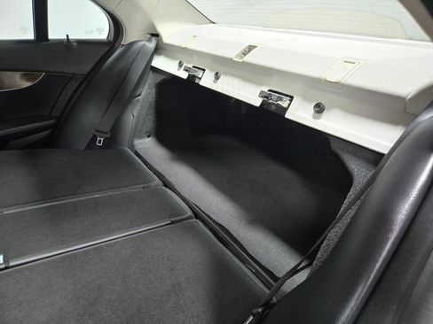 Used 2017 Mercedes-Benz C 300 4MATIC Sedan image 41