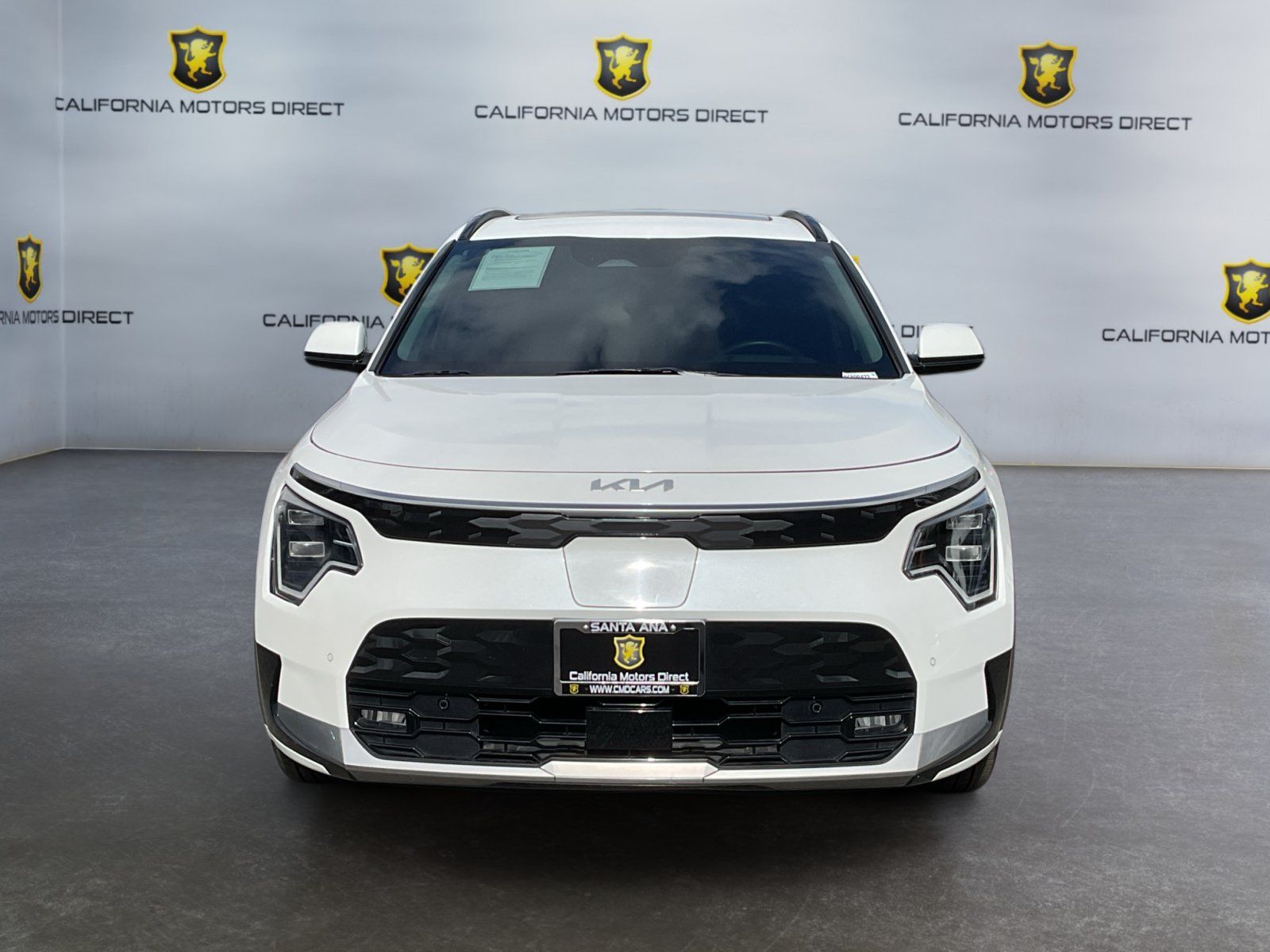 Used 2023 Kia Niro Wave FWD image 2