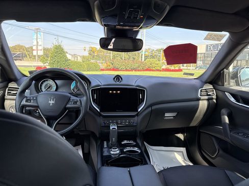 Used 2022 Maserati Ghibli Modena Q4 image 23