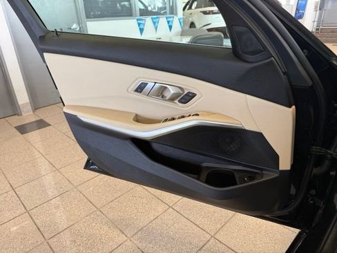 Used 2021 BMW 330i Sedan w/ Driving Assistance Package RWD image 22
