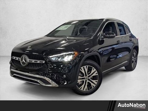 Used 2025 Mercedes-Benz GLA 250 image 1