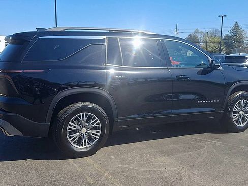 New 2026 Chevrolet Traverse LT w/ LPO, Floor Liner Package FWD image 3