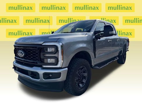 Used 2024 Ford F250 Lariat w/ Sport Appearance Package image 10
