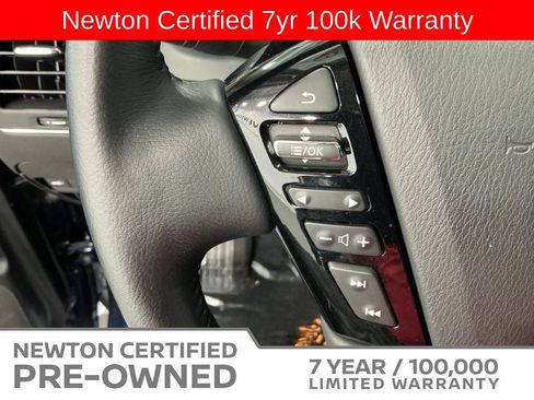 Used 2024 Nissan Armada SL w/ Captain's Chairs Package AWD/4WD image 36