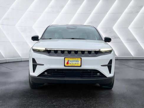 New 2025 Jeep Wagoneer S Limited image 9