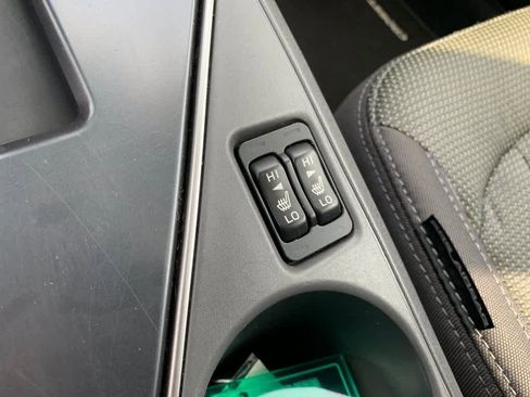 Used 2024 Subaru Crosstrek 2.0i Premium AWD/4WD image 24