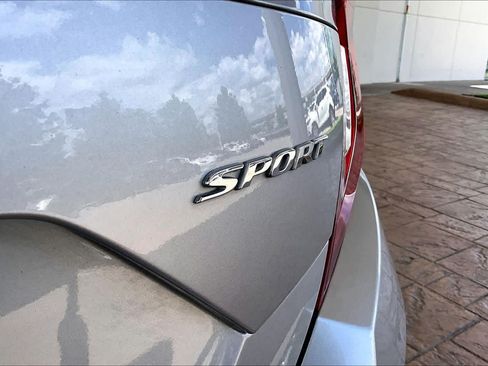Used 2021 Honda Civic Sport image 9