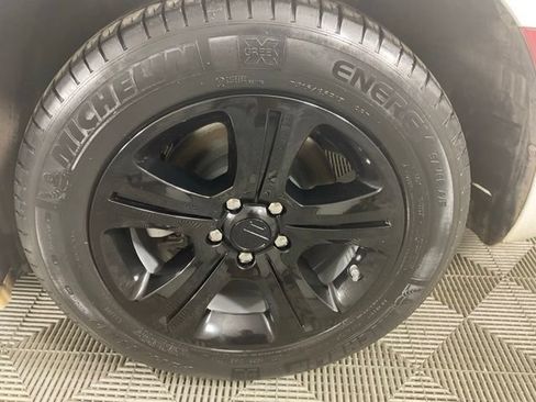 Used 2022 Dodge Charger SXT RWD image 32