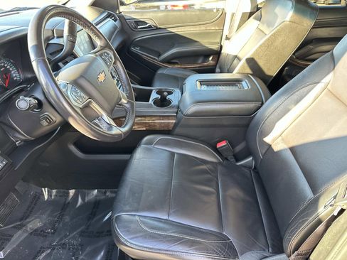 Used 2016 Chevrolet Suburban LT w/ Luxury Package image 23