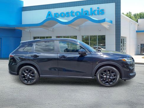 Certified 2024 Honda HR-V Sport image 2