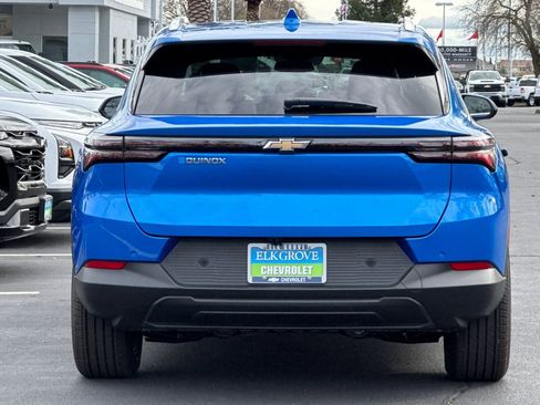 New 2026 Chevrolet Equinox EV LT image 4