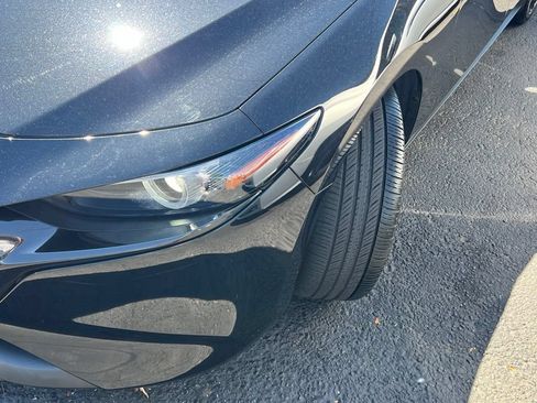 Used 2025 MAZDA MAZDA3 2.5 S Hatchback w/ Premium Pkg FWD image 3