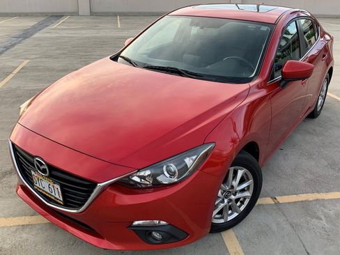 Used 2016 MAZDA MAZDA3 i Touring w/ Popular Equipment Package FWD image 1
