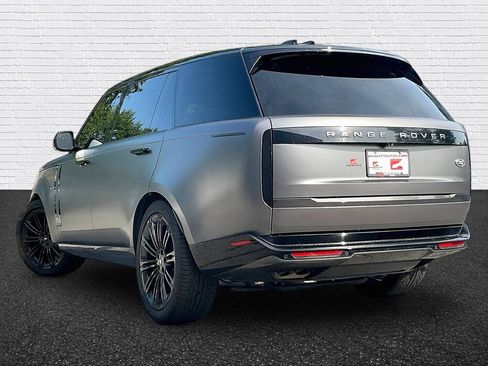 Used 2022 Land Rover Range Rover Long Wheelbase SE AWD/4WD image 4