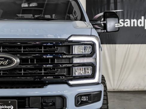 Used 2024 Ford F250 Lariat w/ Black Appearance Package AWD/4WD image 41