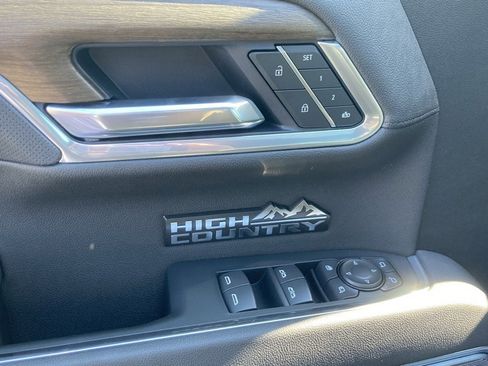 New 2025 Chevrolet Silverado 1500 High Country w/ Midnight Edition image 21
