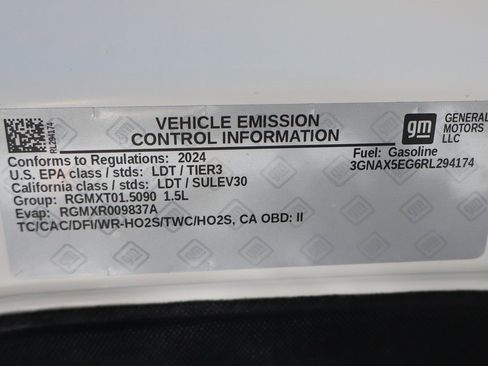 Used 2024 Chevrolet Equinox LS image 12